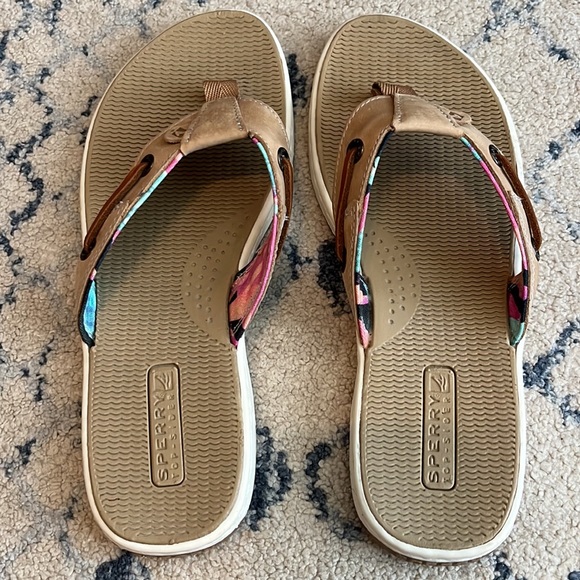 Sperry Tan Sandals, Size 6, EUC - Picture 2 of 4